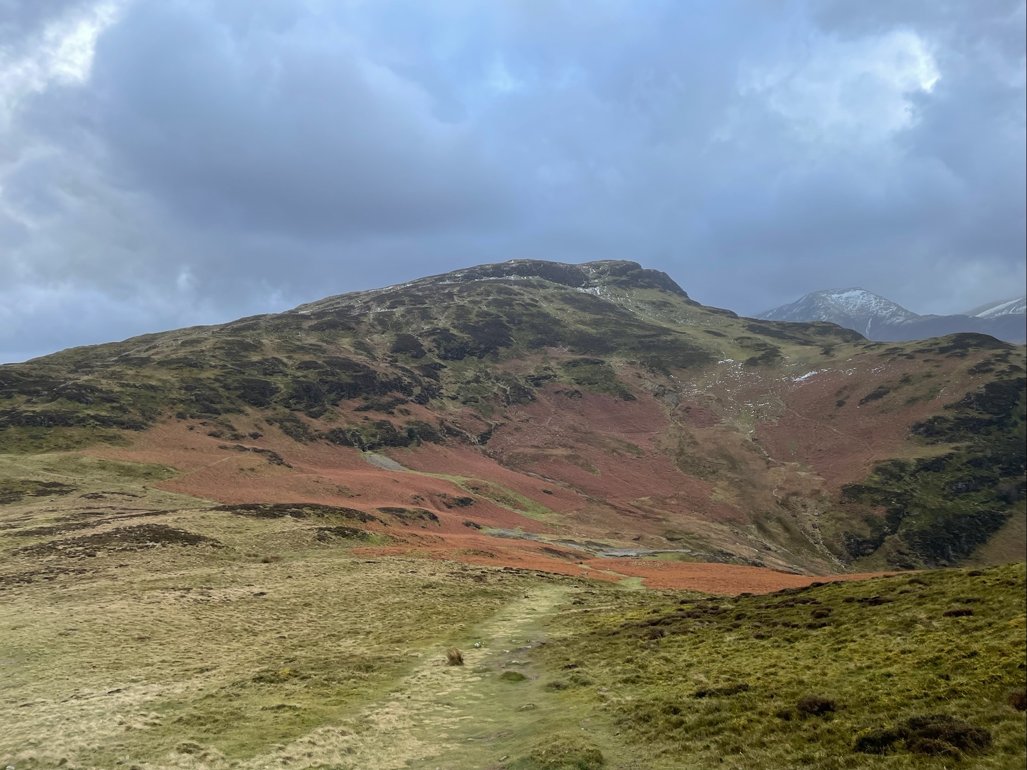 Maiden Moor above Yewthwaite Comb